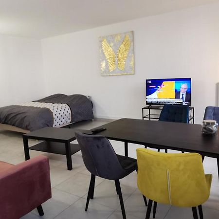 Apartamento Le Patio Tram Paridis Nantes Exterior foto